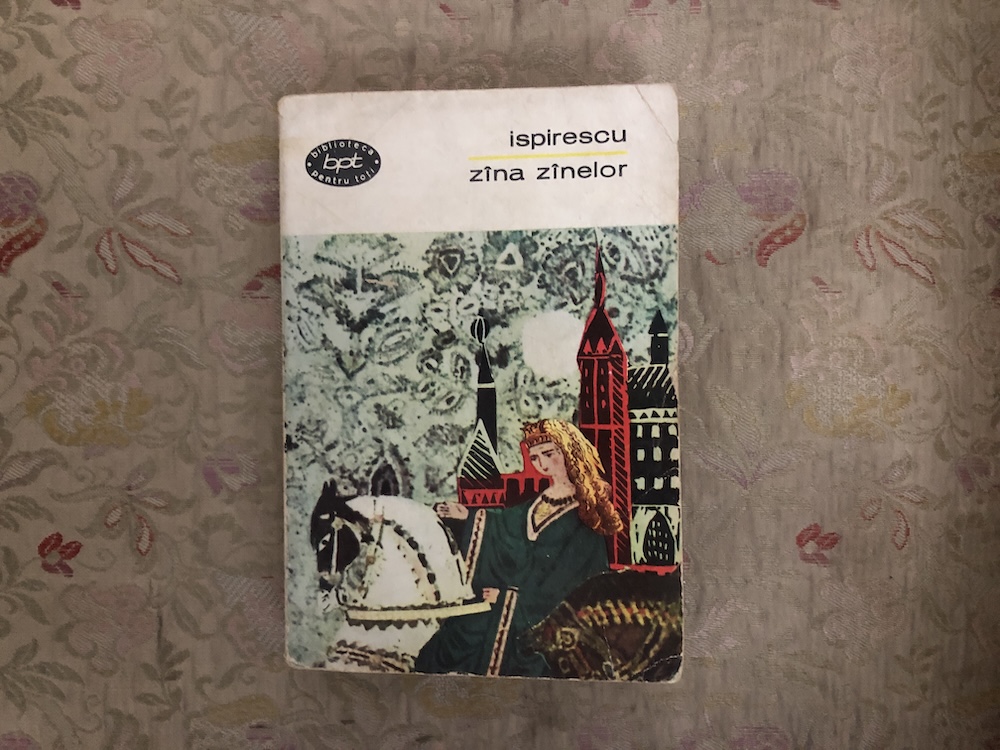 Alergând după iepure, trecuse în Valea&nbsp;Plângerii